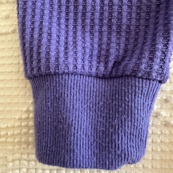 LOFT Textured Pullover - Picture 4 of 4